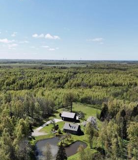Kurzeme House | Brīvdienu māja & pirts meža vidū - Saraiķu Sanderi