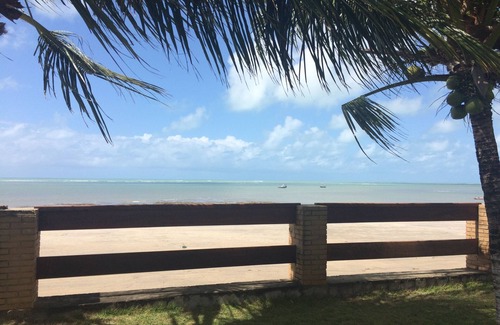 Sao Luzia House | Spectacular Casa Beira Mar in front of the beach of Tabuba, Suitable for Events