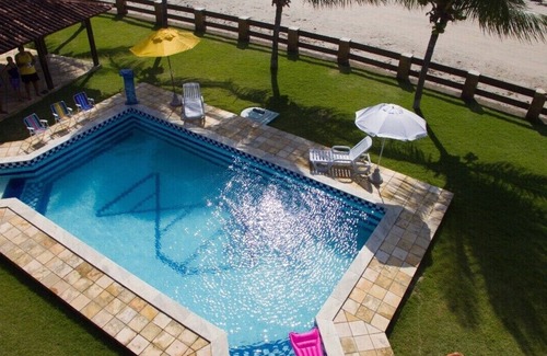 Sao Luzia House | Spectacular Casa Beira Mar in front of the beach of Tabuba, Suitable for Events