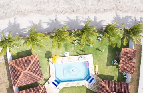 Sao Luzia House | Spectacular Casa Beira Mar in front of the beach of Tabuba, Suitable for Events