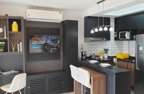 Sao Paulo Apartment | Luxurious Queen Bed - EZ Tower & Rochavera Corporate next door