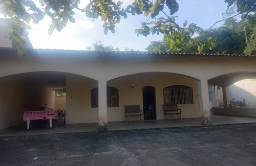 Martim de Sa House | Casa com 4 Quartos a 300 Metros da Praia