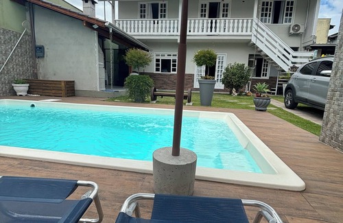Vila Real House | Casa com Piscina em Balneário Camboriú Casaalbertibc