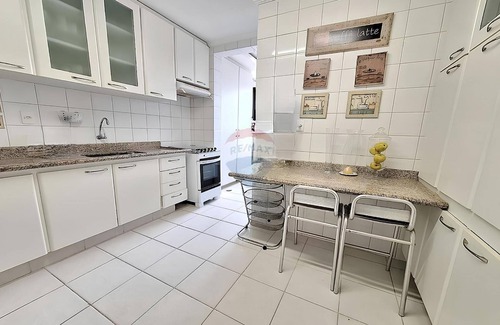 Loteamento Joao Batista Juliao Apartment | Swimming pool 3 bedrooms 1 suite 2 parking spaces Air conditioning Balcony Sea view