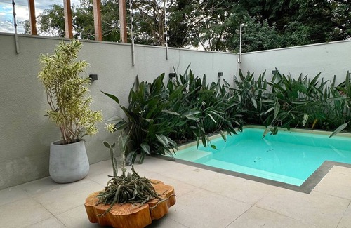 Foz do Iguacu House | Cozy house with pool and hot tub, sleeps up to 10 people