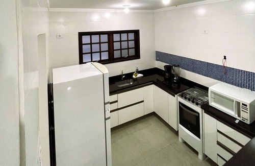 Massaguacu House | Casa em condomínio fechado com portaria 24 hrs. Piscina e Wi-fi Fibra