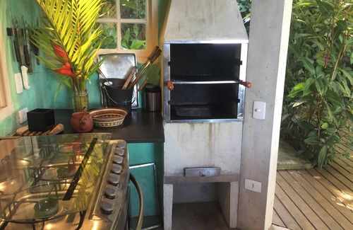 Barra do Sahy Cabin | Suite-Living Room with Sea View - Barra do Sahy