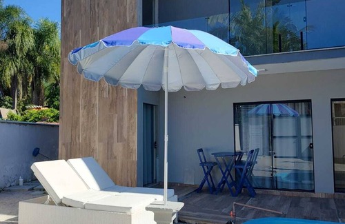 Estaleiro House | Pousada em Praia Agreste de Balneário Camboriú - SC