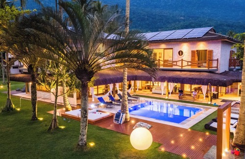 Guaeca House | In few miles away you have the historic beautiful center to walk around and more