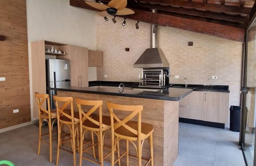 Tenorio Villa | Casa em Condominio Fechado com Piscina