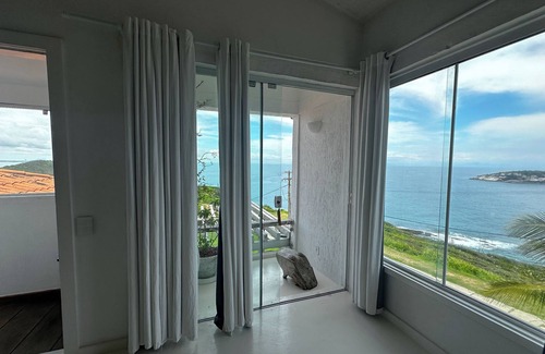 Joao Fernandes Villa | Mansion in João Fernandes - Beachfront