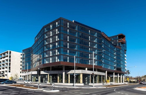 Braddon Apartment | Braddon Brand New 1BR Apt, WiFi, Secure Parking.