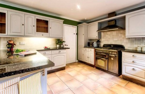 Arrochar Cottage | BraemoratBraeside - sleeps 12 guests in 4 bedrooms