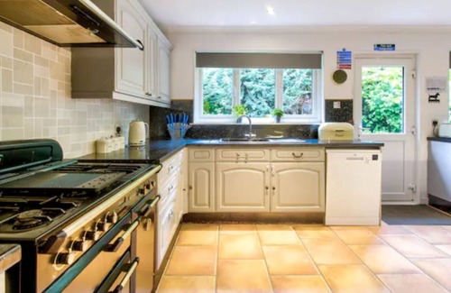 Arrochar Cottage | BraemoratBraeside - sleeps 12 guests in 4 bedrooms
