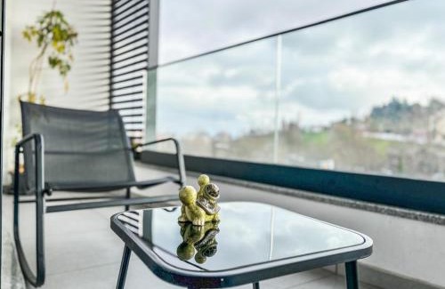 Braganca Apartment | Bragança Holiday Home new apartment with 2 bedrooms private parking