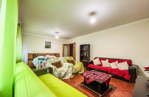 Braganca Apartment | Bragança holiday home for tourists students digital nomads bed linen and towels