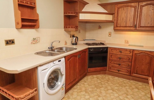 Akeld Cottage | BRAMBLE COTTAGE, family friendly, character holiday cottage in Wooler