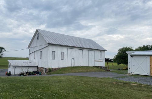 Newville Apartment | Brand New! 2 BR Barndominium apt just 15 minutes from Carlisle