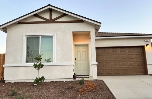 Lemoore House | Brand new 3 bedroom 2 bath home near Lemoore Golf Coursen