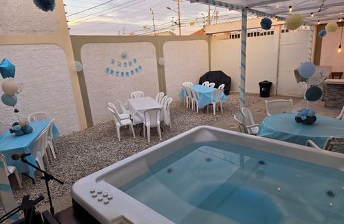 Salinas House | Brand-New 3-Bedroom House in Salinas with WiFi, AC, and Jacuzzi