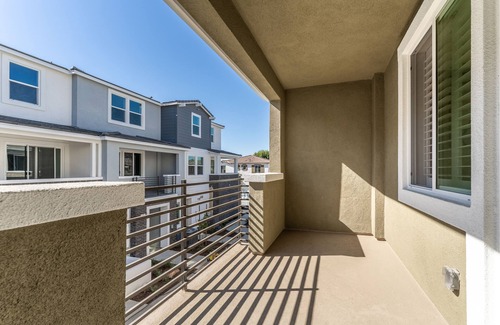 West Covina Condo | Brand New 3b3b Condo in the heart of West Covina