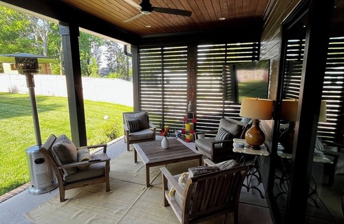 Villa Heights House | Brand New 5 Bedroom Home in Villa Heights minutes to uptown!