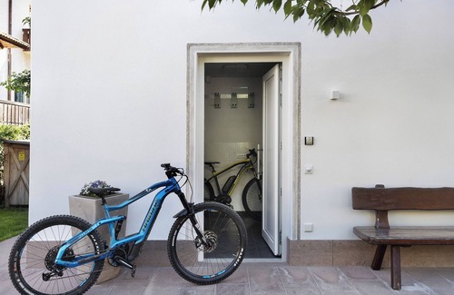 Ortisei Apartment | Brand New Apartments “Seceda - Montblanc” with Wi-Fi, Terrace & Garden