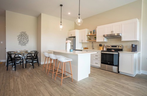 Chatham-Kent Condo | Brand New and Very Spacious 1 Bedroom Condo!