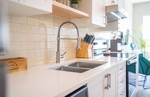 Chatham-Kent Condo | Brand New and Very Spacious 1 Bedroom Condo!