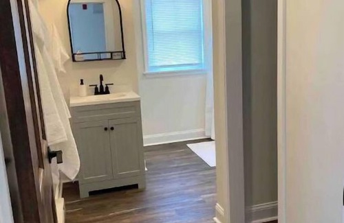 Lancaster Apartment | Brand New Apartment with Off Street Parking 1