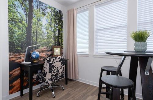 Pelham Apartment | Brand new Apt Oak Mt St Park Lots of Amenities