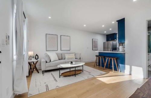 Sunnyvale West House | Brand New Apt W Parking Blocks From Downtown- B