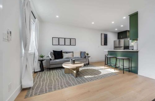 Sunnyvale West House | Brand New Apt W Parking Blocks From Downtown- F
