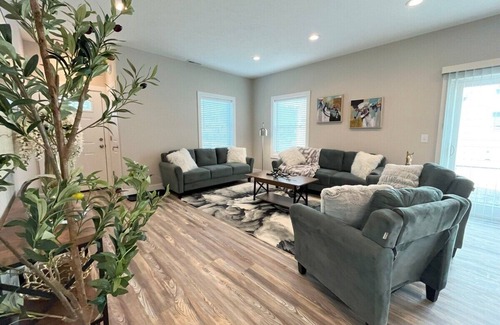 Cleveland Heights House | *Brand New Build* Cozy Private 3Br/2Ba Home