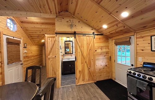 Laurelville Cabin | Brand New Cozy cabin in Hocking Hills.