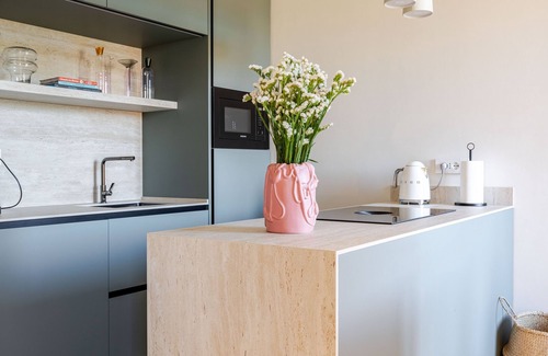 Portovenere Apartment | Brand New Design 2bedrooms/2-baths apartment in Portovenere/5 Terre - WiFi, AC