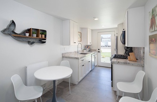Cayucos House | Brand new downstairs unit with downtown location
