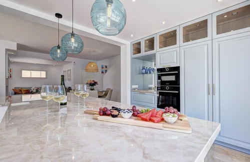 Mijas Villa | Brand New Lux Villa & Guest House, Sea & Mtn. Views, Heated Pool, Walk to Beach