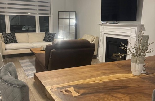 Woodstock House | Brand New Fully Furnished 4 Beds/4 Baths Detached Property In Woodstock!