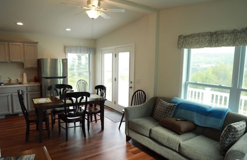 Millerton Villa | Brand-New House On Lake With Tons of Privacy