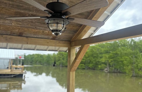 Venice Boat Rental | Brand New Houseboat in Cypress Cove Marina, Venice, LA.