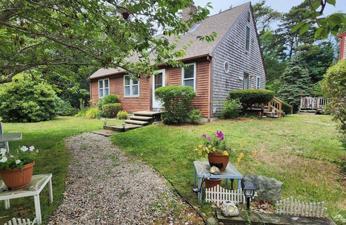 Wellfleet House | BRAND NEW LISTING! Comfortable 3BD-A/C, Deck, Enclosed Outdoor Shower, 5-Min Bike Ride to Town