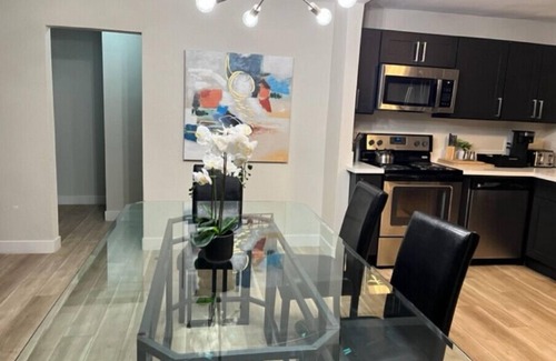 Downtown Las Vegas House | Brand new listing introductory discounted rate/Downtown LV Jewel/2 BD 2 Bath Hse