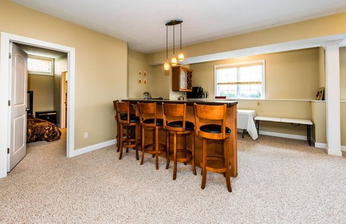 Granger House | Brand new listing! Luxury home for your ND weekend getaway!