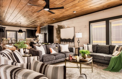 Sevierville Cabin | Brand New Luxury Cabin | Water Park, Pool, Theater, Arcade & Hot Tub - $500 OFF!