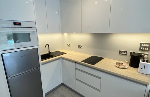 Gibraltar Apartment | Brand new luxury studio with gym near the beach with balcony