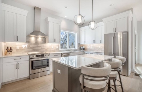 Ogunquit House | BRAND NEW Modern Downtown Luxury - Walk to the Beach!