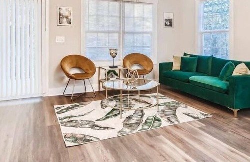 Gastonia House | Brand New Modern Escapade