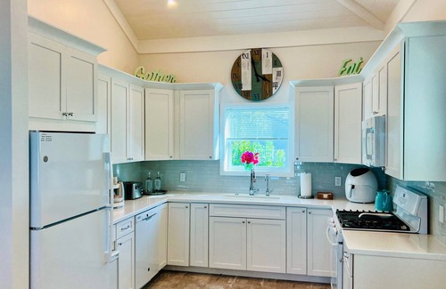Lubbers Quarters Cay House | Brand NEW Oceanfront Home with protected dockage