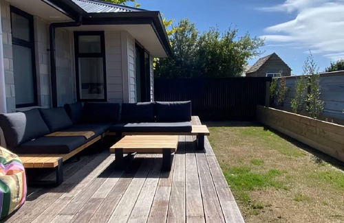 Invercargill House | Brand new on ArthurnEntire home in Invercargill